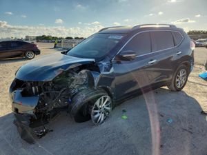 Nissan Rogue S 2.5L 4 2014