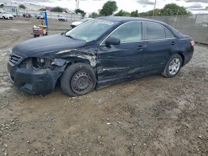 Toyota Camry BASE 2.5L 4 2010