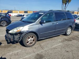 Toyota Sienna XLE 3.3L 6 2006