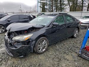 Toyota Camry LE 2.5L 4 2015
