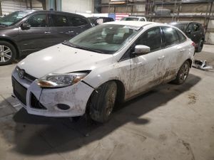 Ford Focus SE 2.0L 4 2014