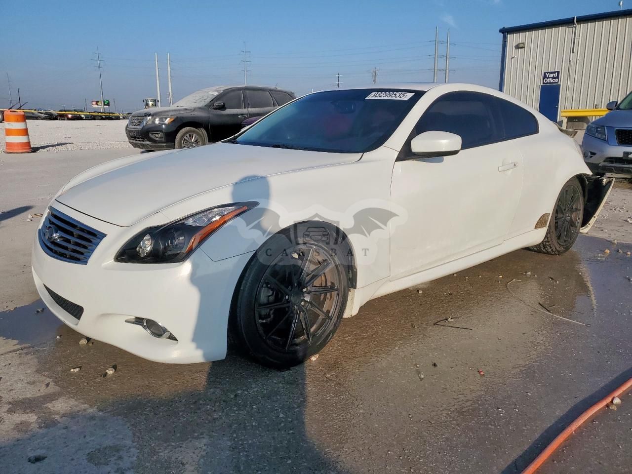 Infiniti G37 3.7L 6 2011