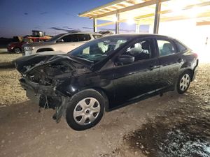 Ford Focus S 2.0L 4 2015
