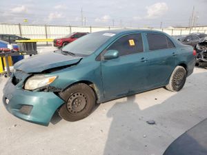 Toyota Corolla BASE 1.8L 4 2010