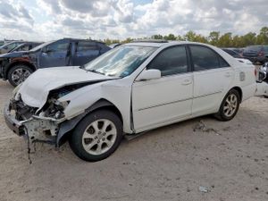 Toyota Camry LE 3.0L 6 2005