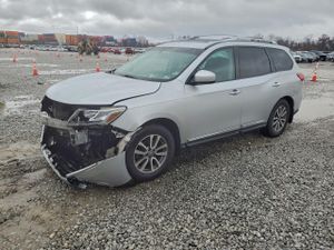 Nissan Pathfinder S 3.5L 6 2013