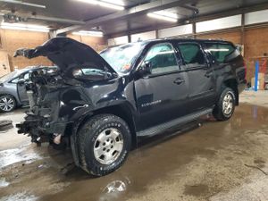 Chevrolet Suburban K1500 LT 5.3L 8 2013