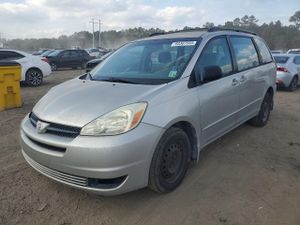 Toyota Sienna CE 3.3L 6 2005