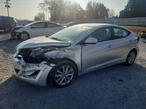 Hyundai Elantra SE 1.8L 4 2015