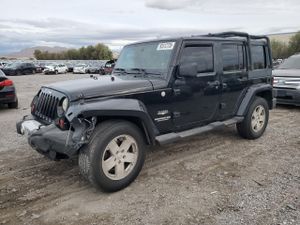Jeep Wrangler SAHARA 3.8L 6 2010