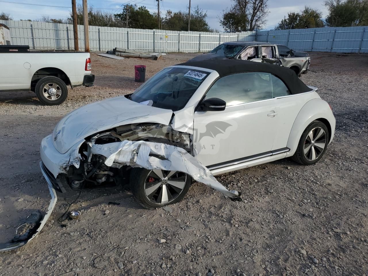 Volkswagen Beetle TURBO 2.0L 4 2013