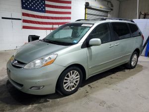 Toyota Sienna XLE 3.5L 6 2010