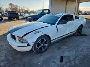 Ford Mustang 4.0L 6 2005