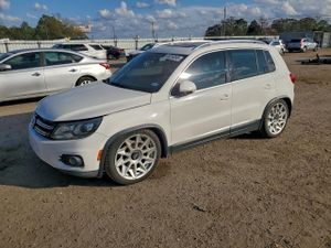 Volkswagen Tiguan S 2.0L 4 2012