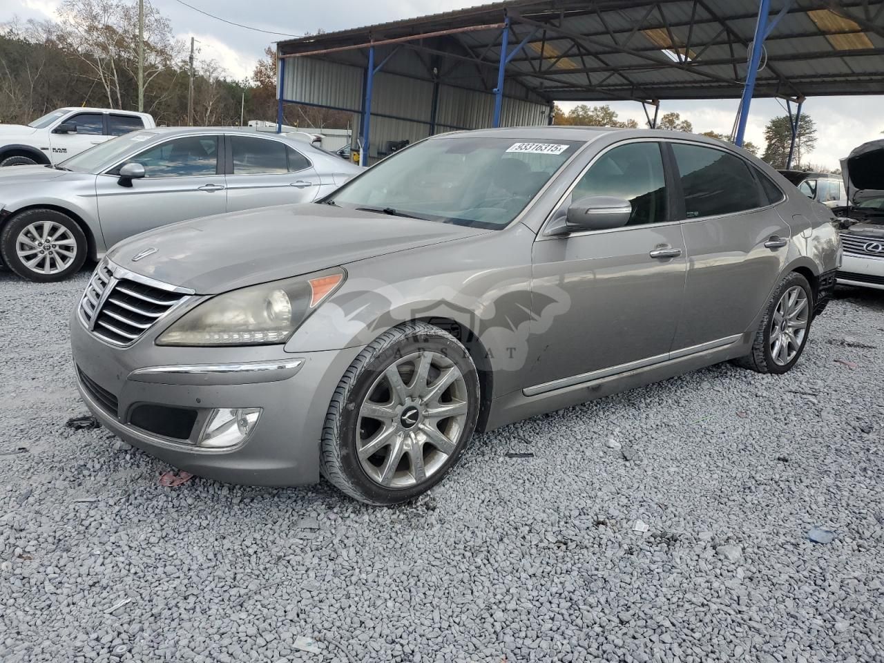 Hyundai Equus SIGNATURE 5.0L 8 2012