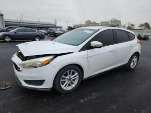Ford Focus SE 2.0L 4 2015