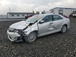Toyota Camry BASE 2.5L 4 2012