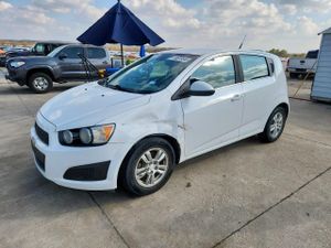 Chevrolet Aveo (Sonic) LT 1.8L 4 2013