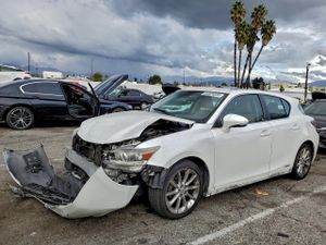 Lexus CT 200 1.8L 4 2013