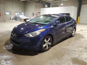 Hyundai Elantra GLS 1.8L 4 2013