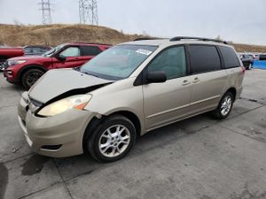 Toyota Sienna LE 3.3L 6 2006