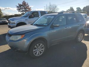 Subaru Forester 2.5X PREMIUM 2.5L 4 2011