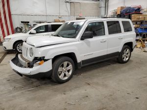 Jeep Patriot LATITUDE 2.4L 4 2014