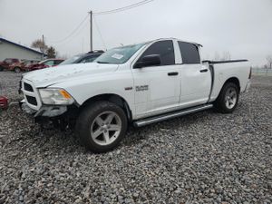 RAM 1500 ST 5.7L 8 2013