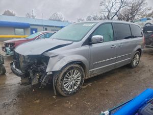 Chrysler Town & Country TOURING L 3.6L 6 2013