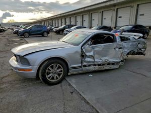 Ford Mustang 4.0L 6 2005