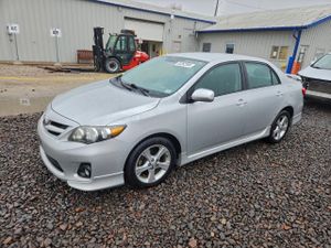 Toyota Corolla BASE 1.8L 4 2012