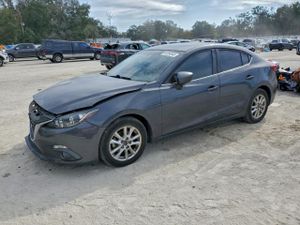 Mazda 3 GRAND TOURING 2.0L 4 2015