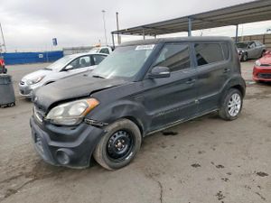 Kia Soul + 2.0L 4 2013
