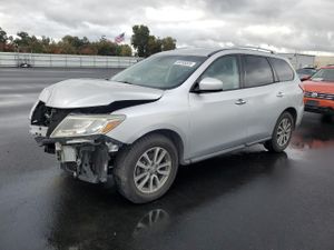 Nissan Pathfinder S 3.5L 6 2015