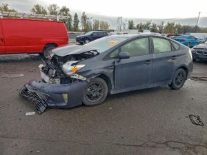Toyota Prius 1.8L 4 2015