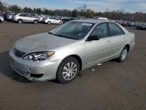 Toyota Camry LE 2.4L 4 2006