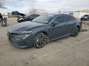 Toyota Camry XSE 2.5L 4 2025