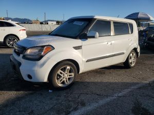 Kia Soul + 2.0L 4 2010