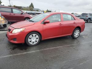Toyota Corolla BASE 1.8L 4 2010
