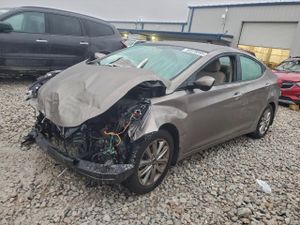Hyundai Elantra SE 1.8L 4 2015