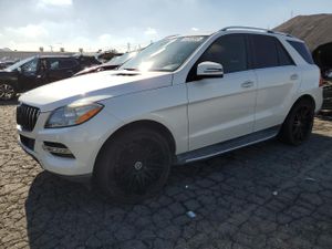 Mercedes-Benz ML 350 3.5L 6 2015