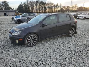 Volkswagen Golf 2.0L 4 2014