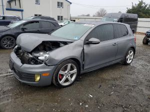 Volkswagen Golf 2.0L 4 2012