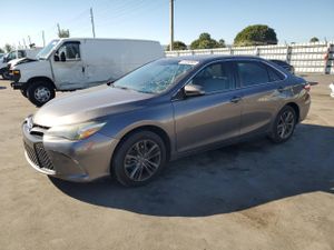 Toyota Camry LE 2.5L 4 2015