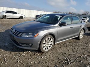 Volkswagen Passat S 1.8L 4 2015