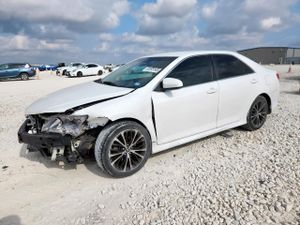 Toyota Camry L 2.5L 4 2014