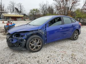 Ford Focus SE 2.0L 4 2013