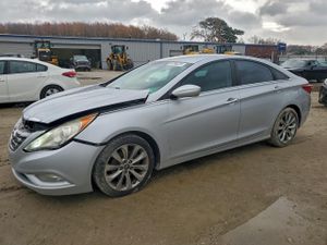 Hyundai Sonata SE 2.4L 4 2012