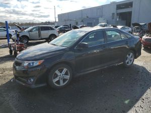 Toyota Camry BASE 2.5L 4 2012