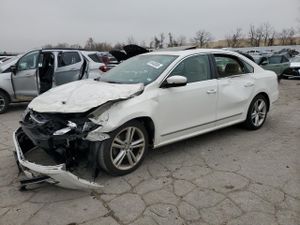 Volkswagen Passat SEL 1.8L 4 2014